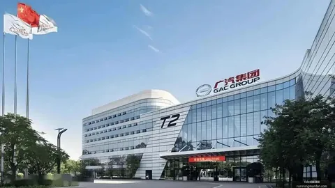 英格兰球员德甲帽子戏法排行榜：凯恩上榜，桑乔领衔表现抢眼